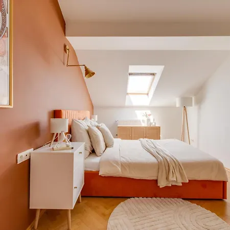 Elegant 3bds With Sauna Near The Dancing House And Riverside - Np براغ