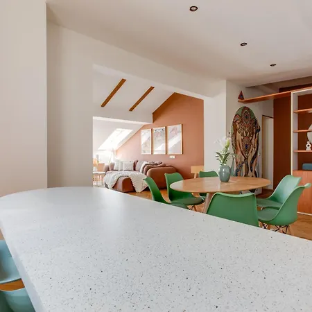 Elegant 3bds With Sauna Near The Dancing House And Riverside - Np