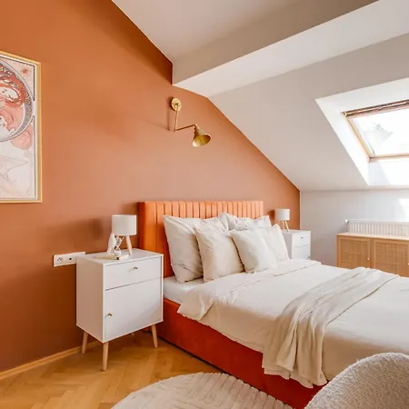 Apartment Elegant 3bds With Sauna Near The Dancing House And Riverside - Np Prague