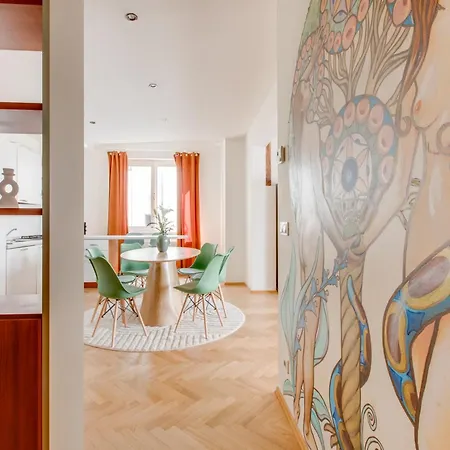Elegant 3bds With Sauna Near The Dancing House And Riverside - Np *