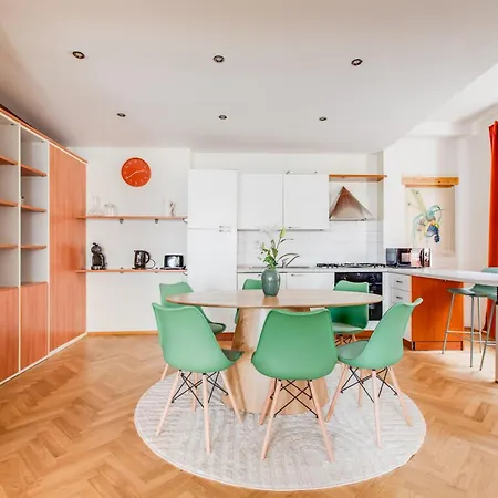 Elegant 3bds With Sauna Near The Dancing House And Riverside - Np *