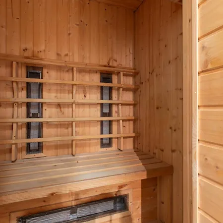 شقة Elegant 3bds With Sauna Near The Dancing House And Riverside - Np براغ